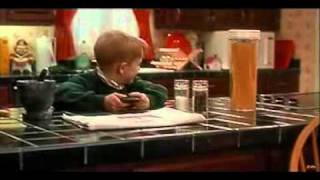 Mamma ho perso l'aereo - Little nero's ho portato la pizza