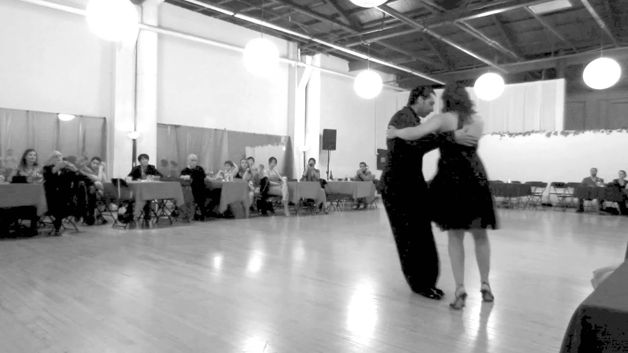 Facundo de la Cruz & Paola Sanz, "Buscandote" Osvaldo Fresedo, 1/2