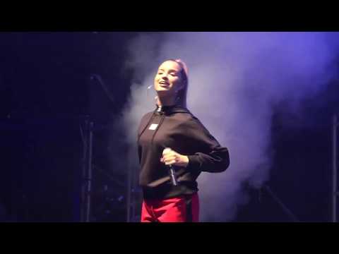 Me Llama Todavia REMIX   Agus Padilla En vivo   Fiesta del mate 2019