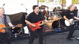 THE FLASHCUBES- When We Close Our Eyes (live @ Inner Harbor 2008)