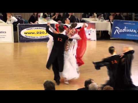 Latvian Standart Championship 2011 Edijs Endija Ābols - Jana Dubovska 1.2fin foxtrot.wmv
