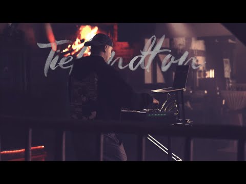 GUSTED - BIG JET PLANE (LIVE TECHNO BOOTLEG) @Festscheune Semlin