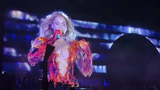 Beyonce belts a soaring high note in &quot;Drunk in Love&quot; during her birthday concert.