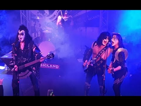 Rock and Roll All Nite - KISS - LIVE 2019 By KISS THISS - At Musicland