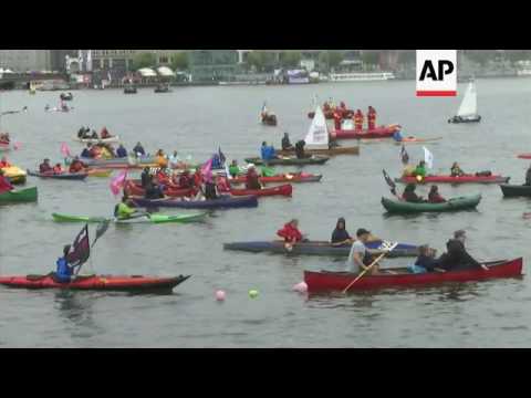 Anti G20 protesters march in Hamburg