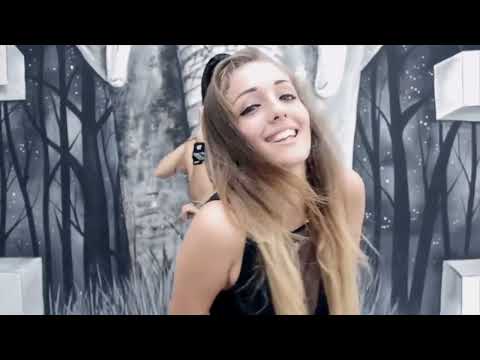 Latino Star ft el Itako - A La Mazamba  [ Video Oficial ]