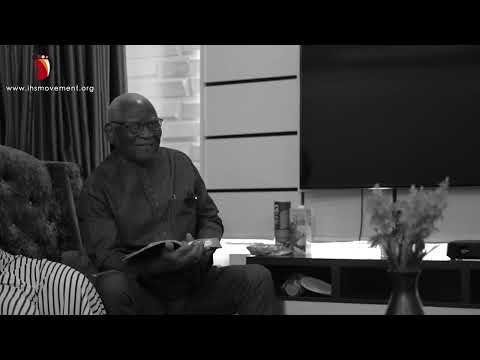 Pastor Ayo Okeowo speaking at In His Steps Camp