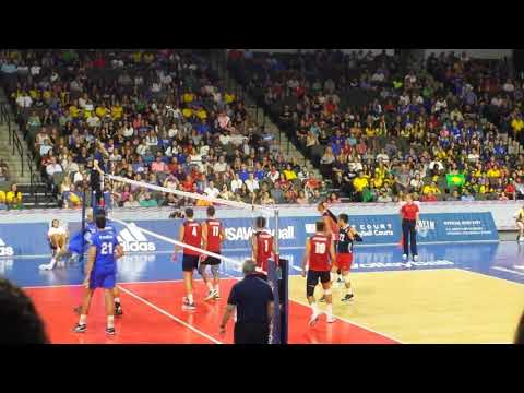 Powerful spike by Thomas Jaeschke!