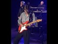 HANK MARVIN Shadows Live The Savage 2004