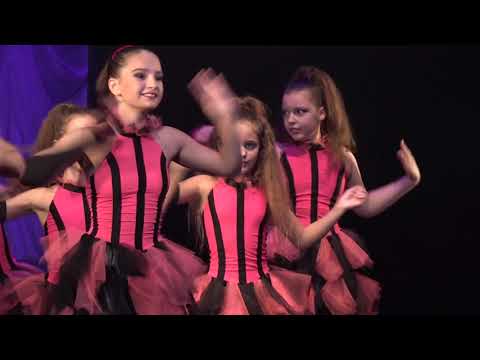 Dance Studio "Deep Force" (Juniors) - Waacking || Groove Delight feat. Laura de Pra - Interestelar