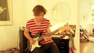 Video thumbnail for 2001 Fender Stratocaster Am. Deluxe by GregsGuitars