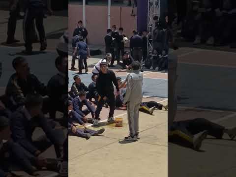 los saltamontes de Texas 🥴😵‍💫#concurso #humor #cajabamba #carreras #cajamarca