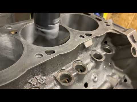 Boring out Ford 302 on my milling machine