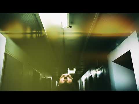 Robert Cichy gra polskie lata 70. (cover: Test "Świat jaki jest")