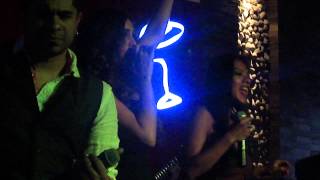 HEY Güera - Alex Garza (Alejandra Guzman) - Barezzito