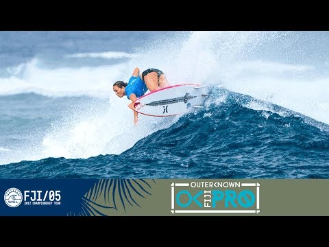 Van Dijk vs. Moore vs. Enever - Round One, Heat 6 - Outerknown Fiji Women's Pro 2017