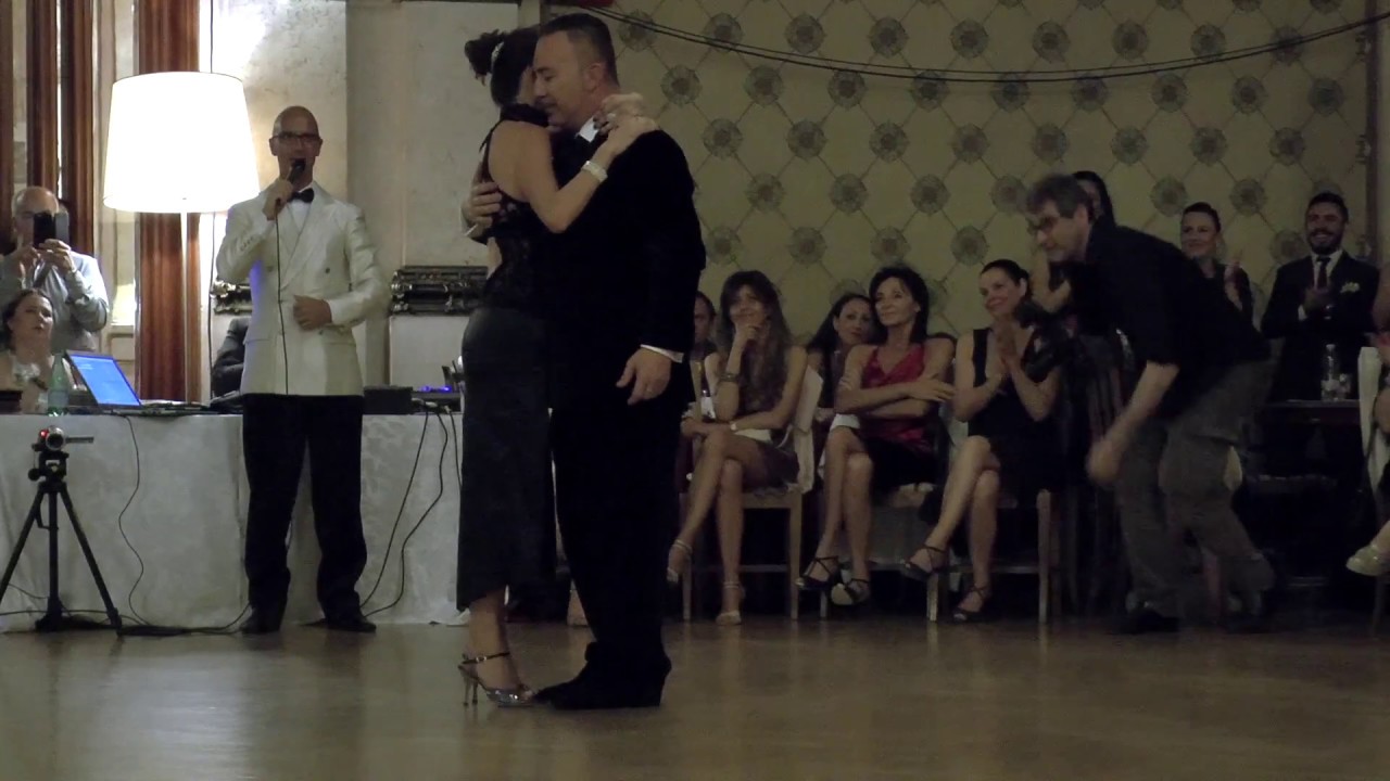 Marco Palladino & Lara Carminati ballano Merceditas, Orquesta Tipica Oscar Maderna
