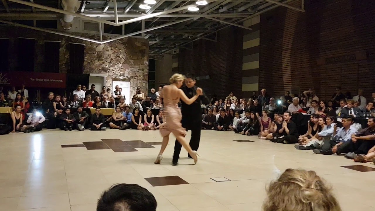 Video thumbnail for 4to Salta Tango Fest Carlitos Espinoza y Noelia Hurtado 2/4