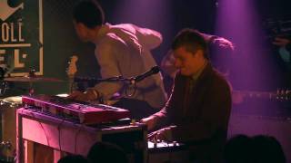 White Rabbits - While We Go Dancing (Live in HD)