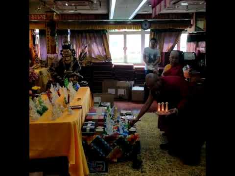 Consecration ceremony for Buddha Statues by Lama Kelzang