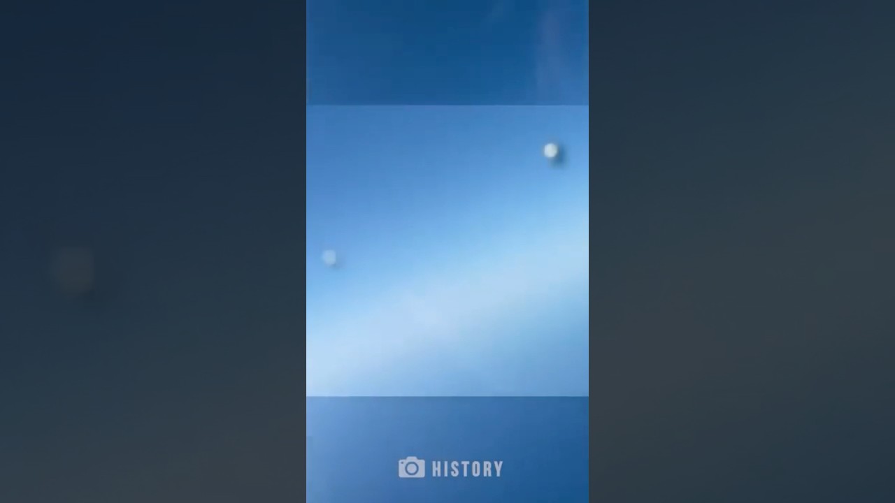 Unbelievable Jet UFO Sighting! 🚀 #shorts #UFO #lab360