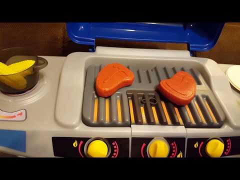 Step2 Just Like Home™ Sizzle & Smoke Barbecue Grill