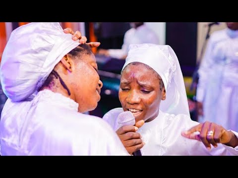 PROPHETESS TOYIN DABIRI AND ERIWANDE SPEAKING IN REAL C&S TONGUES AT THE JUST CONCLUDED GLOSSOLALIA