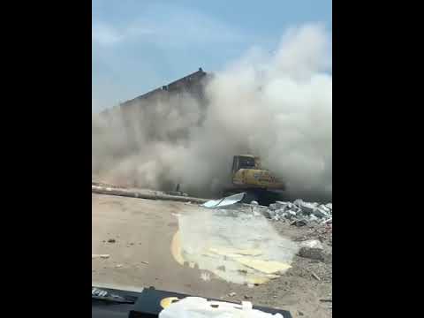 Amazing Dangerous Fastest Building Demolition Excavator Skill, Heavy Equipment Machines Working