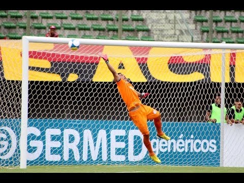 Vitória 2 X 1 Confiança (SE). Gols de Ayrton, Willie e Joelton. (1/2/2014)