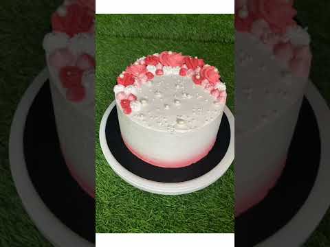 cake one side decoration ideas #cake #rose #cakedecoration #masha