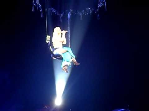 Britney Spears Live Vocals EveryTime June 19th Dublin 02 arena Circus tour