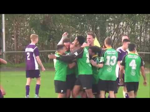 Bryan Veth soort Penalty en invaller Eric Adriaanse beslist El Clasico