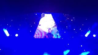 Armin Van Buuren playing 'Follow The Light' Arty & Andrew Bayer - Ushuaïa Ibiza