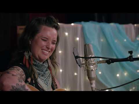Echo Sessions - Songwriters in the Round