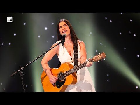 Paola Turci canta "Ma dimme te" - Belve 02/04/2024