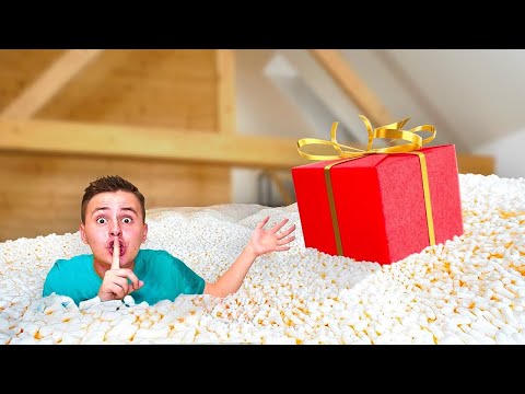 SCHOVAL JSEM 100 DÁRKŮ U SEBE DOMA! 😱🤩 **šílené**