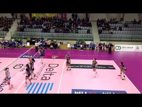 Ace di Francesca Michieletto!