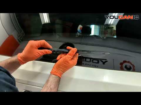 2008-2020 Dodge Grand Caravan – Rear Windshield Wiper Replacement