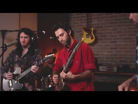 Macmull Live Session | Almog & The Mushrooms – Where the Wind Blows