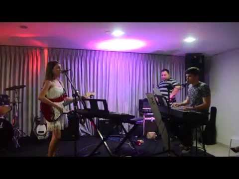 Say something - Rodolfo Guerra feat Amanda Abrantes