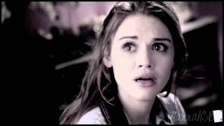 I dream you&#39;re still here; crossover couples