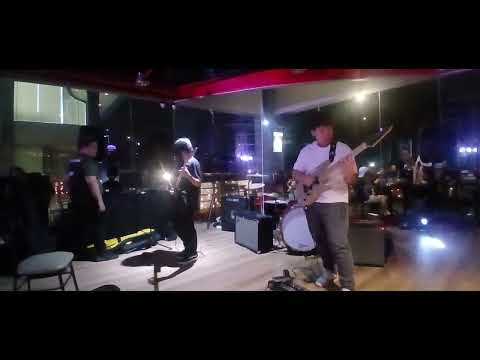 @ronaldogopole9469 and @aeon delos reyes @sadslip gig title My curse by killswitch engage