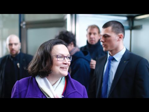 Mitgliederentscheid: SPD stimmt für GroKo | DER SPIEGEL