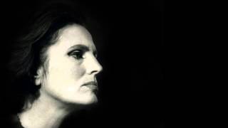 Amália Rodrigues: Com que voz