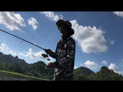 Hunt for swarms of stingrays in the middle of a big dam!!! Brutal bite