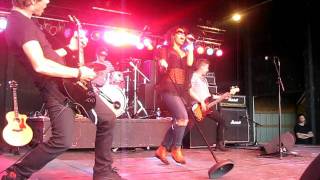 fefe  dobson-im a lady(live in winnipeg)