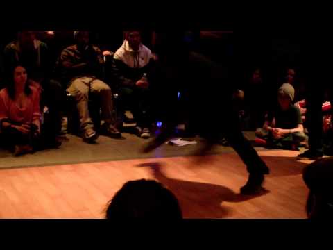 Legendary Crew VS FAM -Top 8