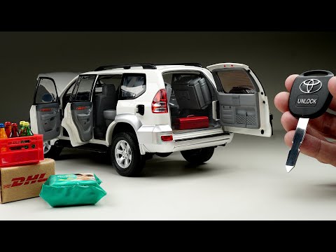Most Realistic Toyota Land Cruiser Prado 2005 1:18 Scale Unboxing 😍