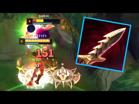 Draven with one Serrated Dirk.