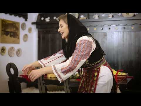 Bună seara, gazdă aleasă |Colind ❄️🛷⛄️ - Roberta Crintea & Vlad Roșu